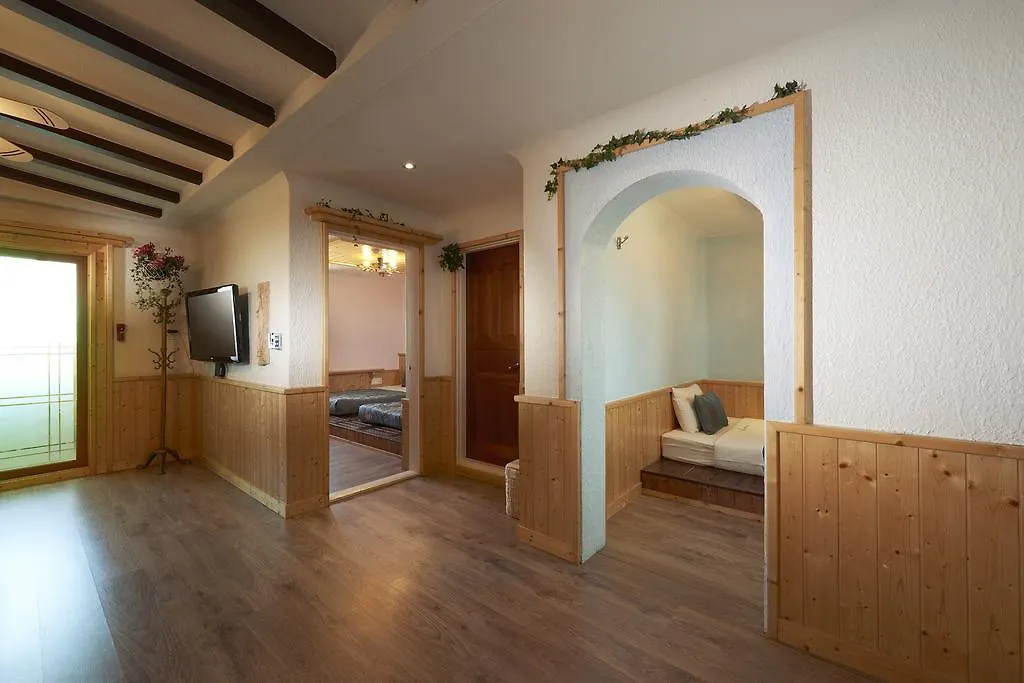 Incheon Airport Oceanside Hotel