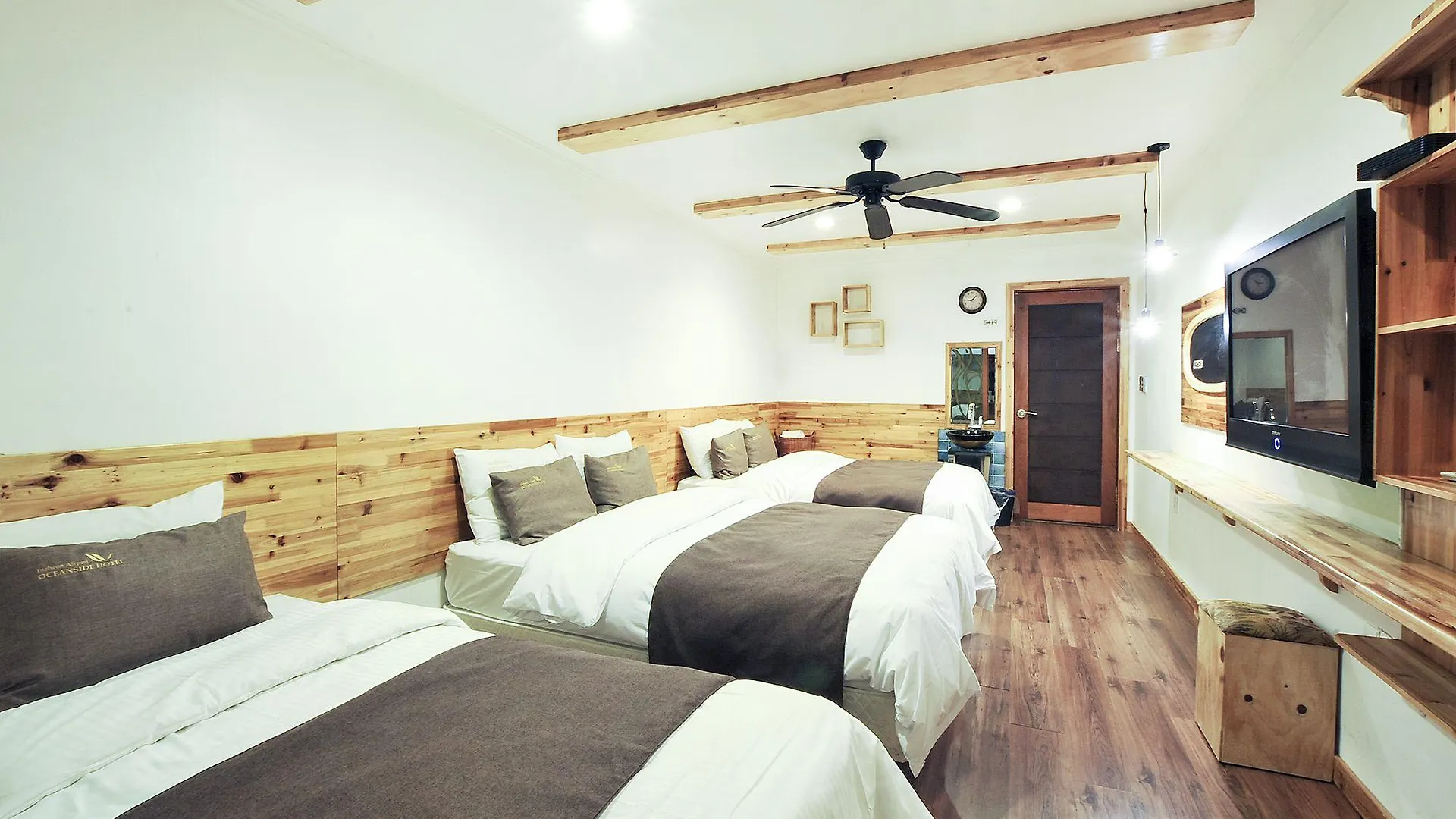 ***  Incheon Airport Oceanside Hotel South Korea