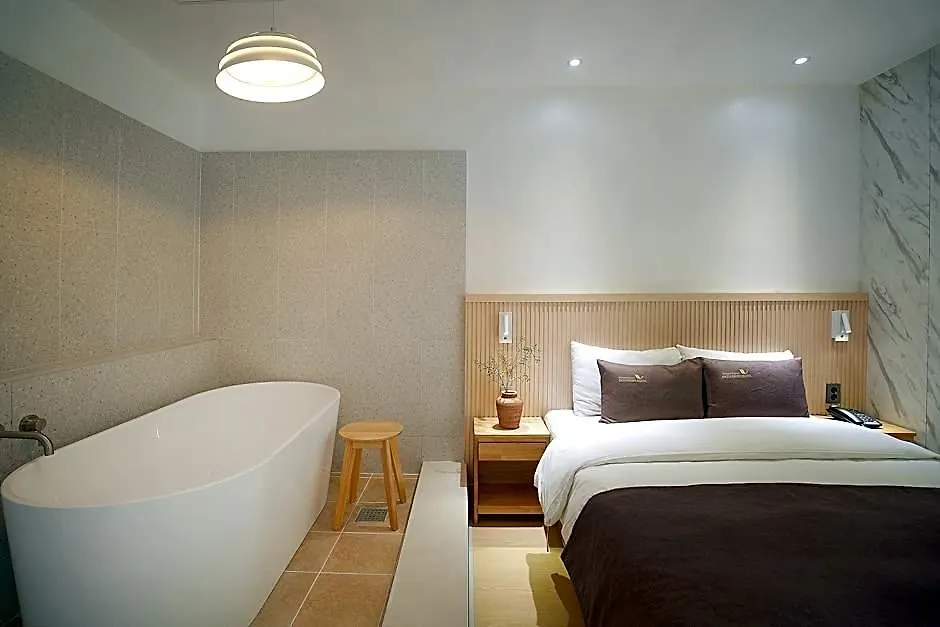 Incheon Airport Oceanside Hotel