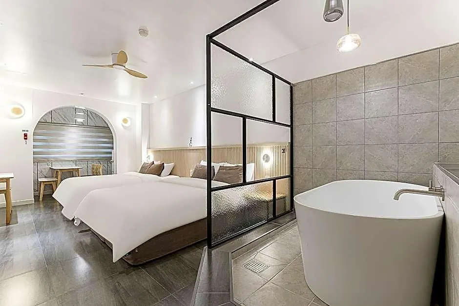 Incheon Airport Oceanside Hotel 3*,