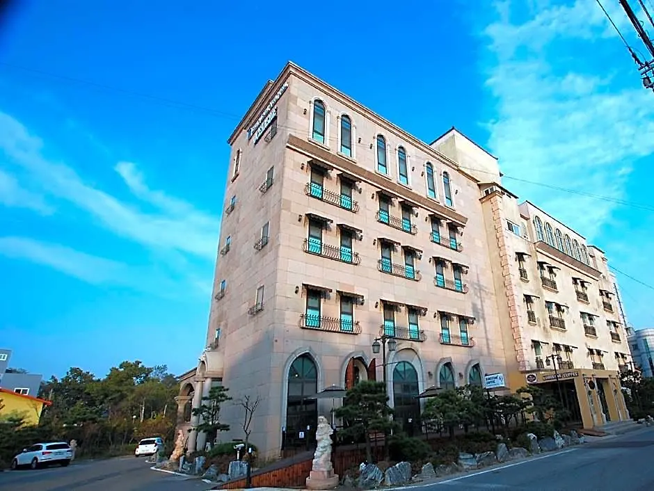 Incheon Airport Oceanside Hotel