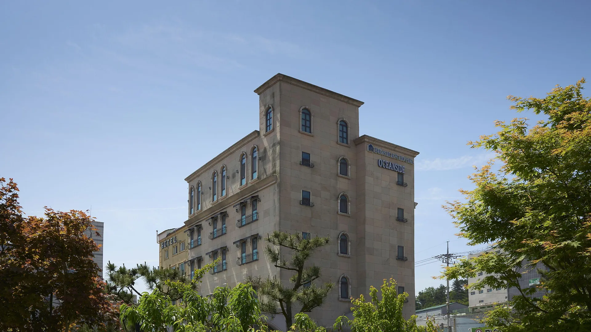 ***  Incheon Airport Oceanside Hotel South Korea
