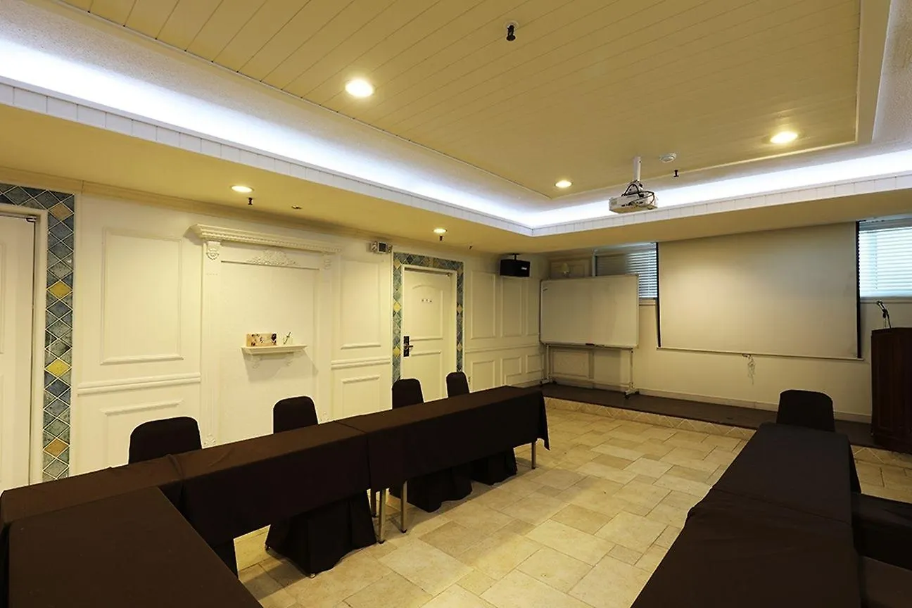Incheon Airport Oceanside Hotel